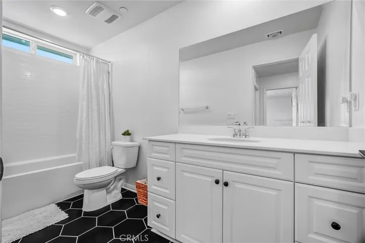 22957 Sagenut Way, Nuevo, California 92567