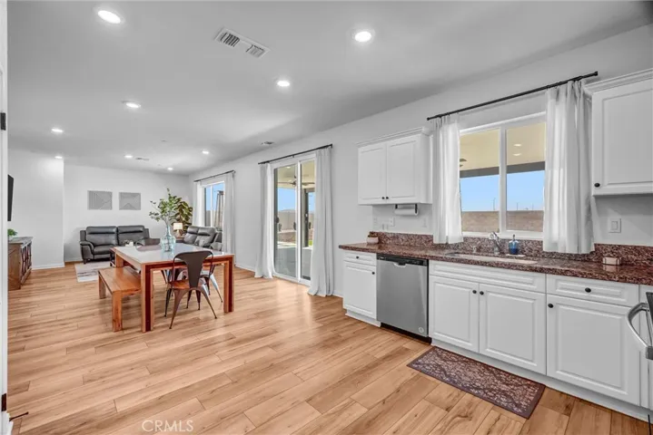 22957 Sagenut Way, Nuevo, California 92567