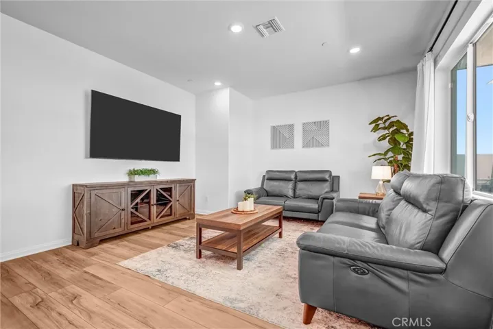 22957 Sagenut Way, Nuevo, California 92567