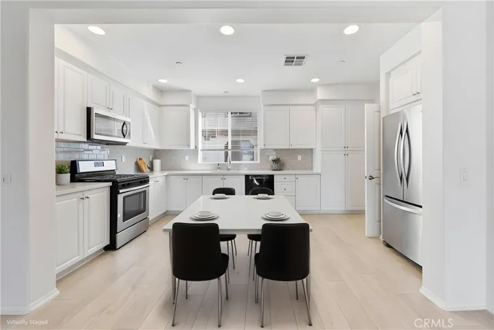 181 Dorsett Avenue, Upland, California 91786