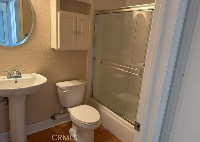 14647 Dickens 8, Sherman Oaks, California 91403