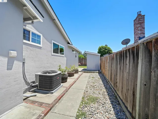 4815 Windermere Dr, Newark, California 94560
