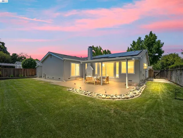 4815 Windermere Dr, Newark, California 94560