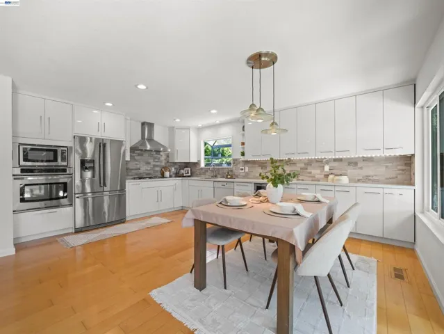 4815 Windermere Dr, Newark, California 94560