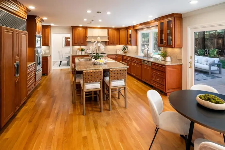 540 Shelby Lane, Los Altos, California 94024