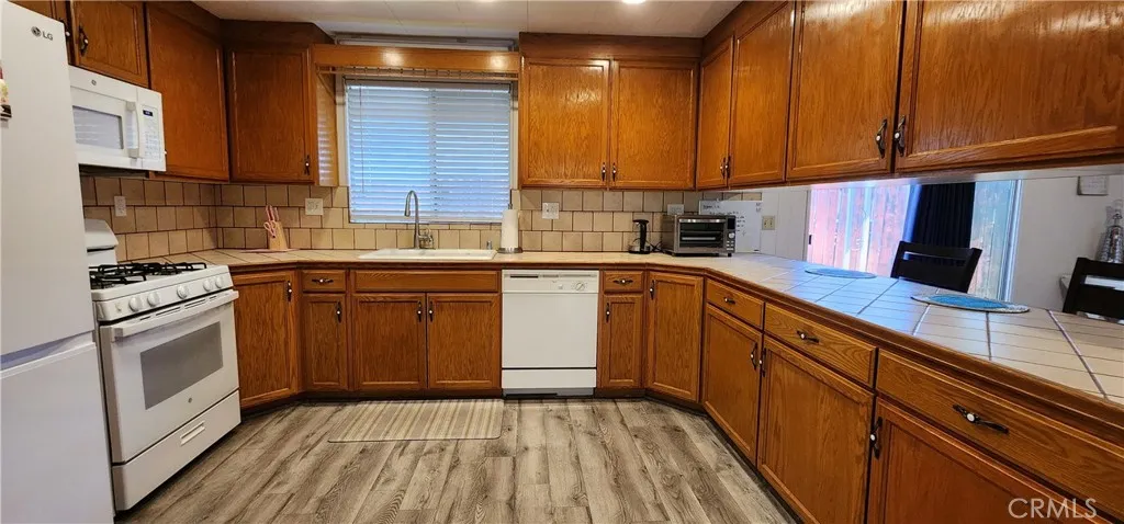 28799 Via Playa Del Rey, Murrieta, California 92563
