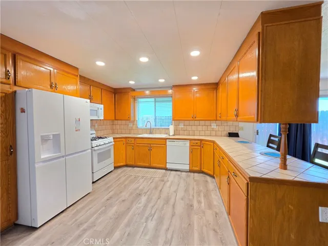 28799 Via Playa Del Rey, Murrieta, California 92563