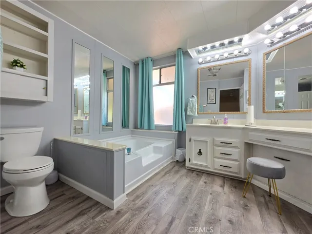 28799 Via Playa Del Rey, Murrieta, California 92563