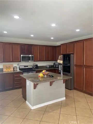 1109 N Yucca Ave, Rialto, California 92376