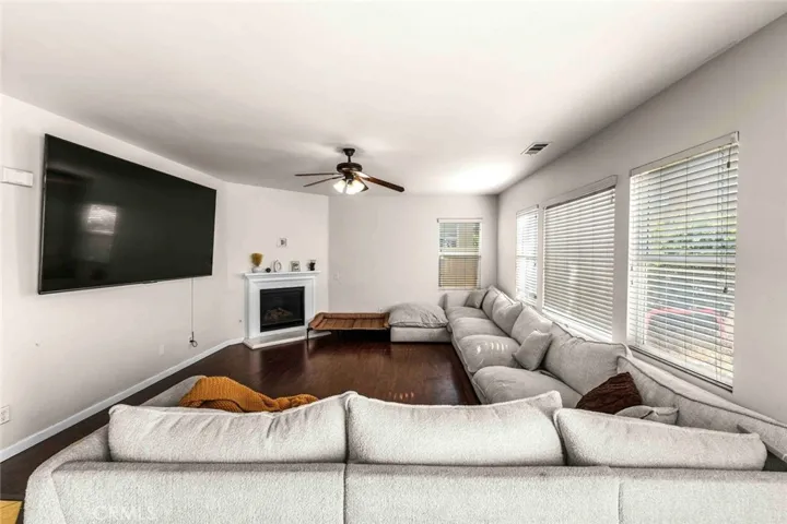 1109 N Yucca Ave, Rialto, California 92376