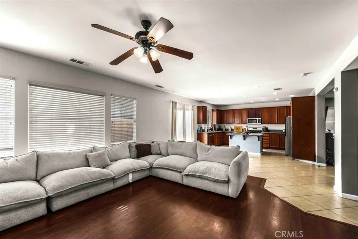 1109 N Yucca Ave, Rialto, California 92376