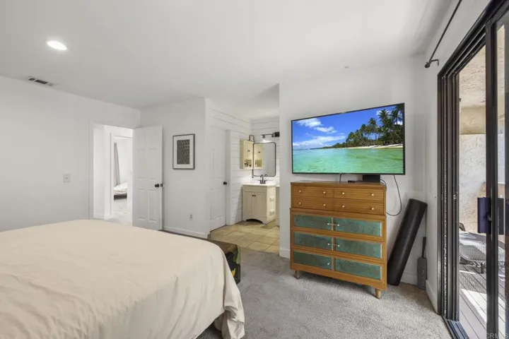 3035 Via Amador, Carlsbad, California 92010