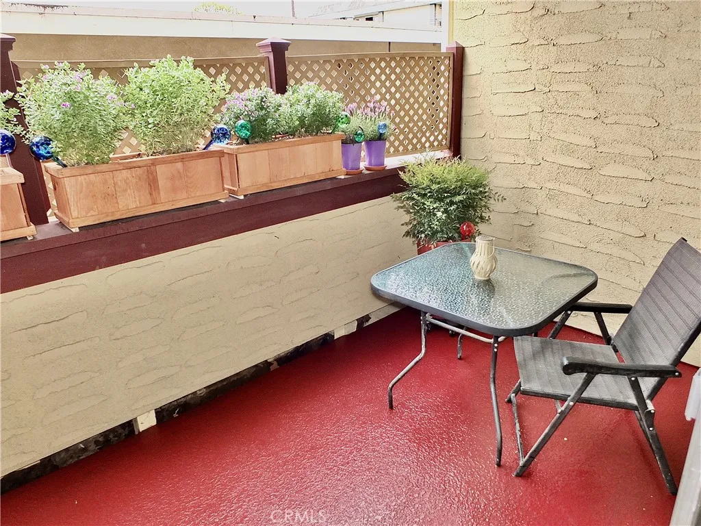 Balcony off Livingroom