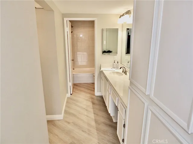 Bathroom vanity area
