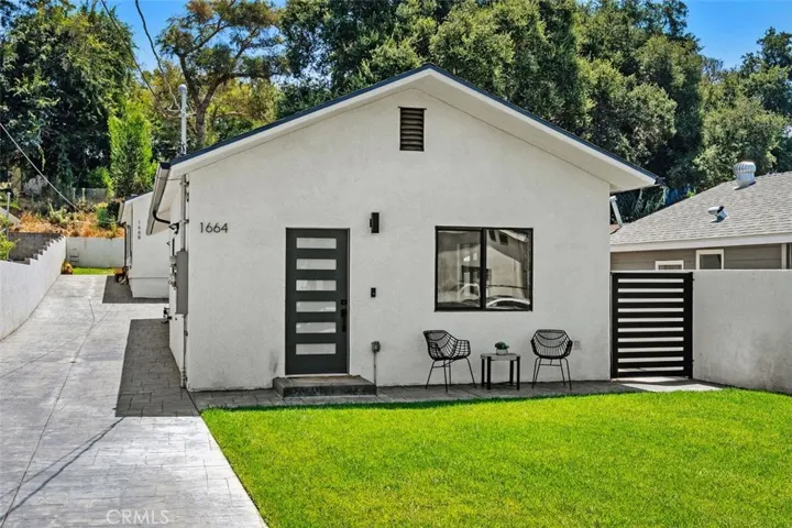 1664 Glen Avenue, Pasadena, California 91103