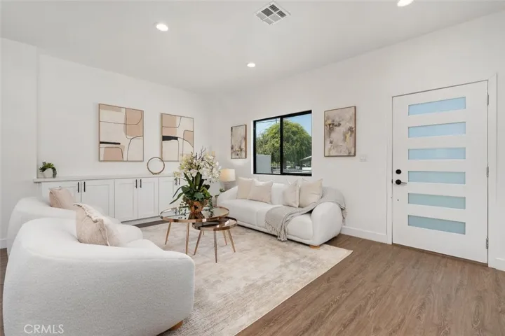 1664 Glen Avenue, Pasadena, California 91103