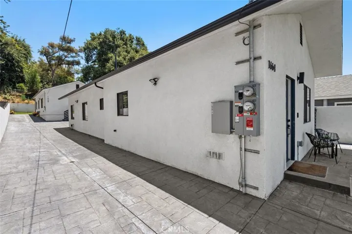 1664 Glen Avenue, Pasadena, California 91103