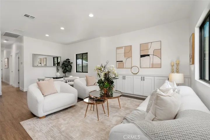 1664 Glen Avenue, Pasadena, California 91103