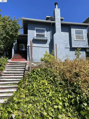770 Walker Ave, Oakland, California 94610