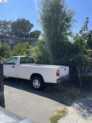 770 Walker Ave, Oakland, California 94610