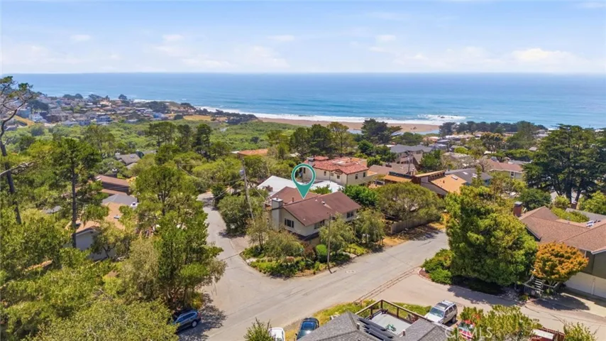 490 Warwick Street, Cambria, California 93428