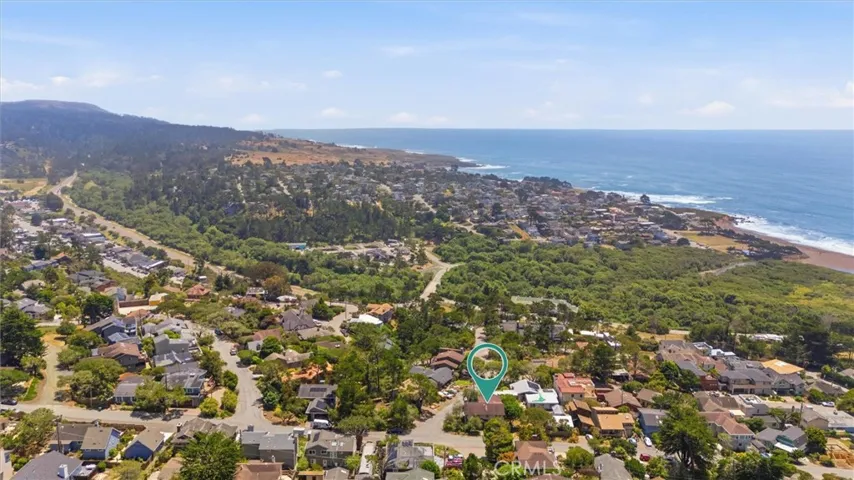 490 Warwick Street, Cambria, California 93428