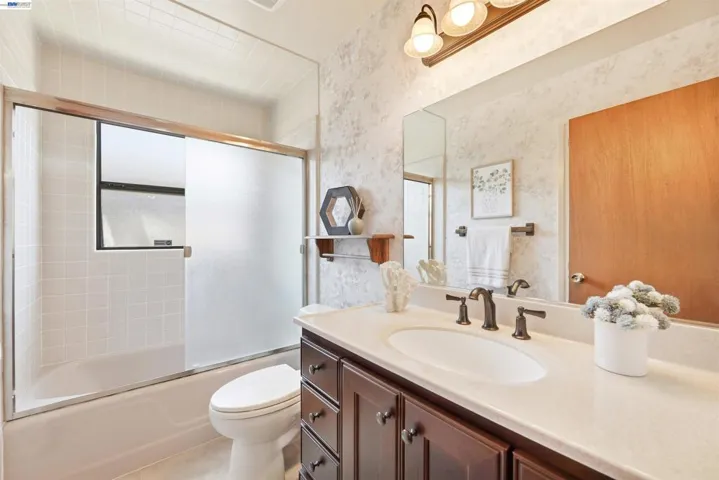 5346 Brophy Dr, Fremont, California 94536