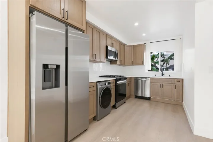 6300 Orange Street 8, Los Angeles, California 90048