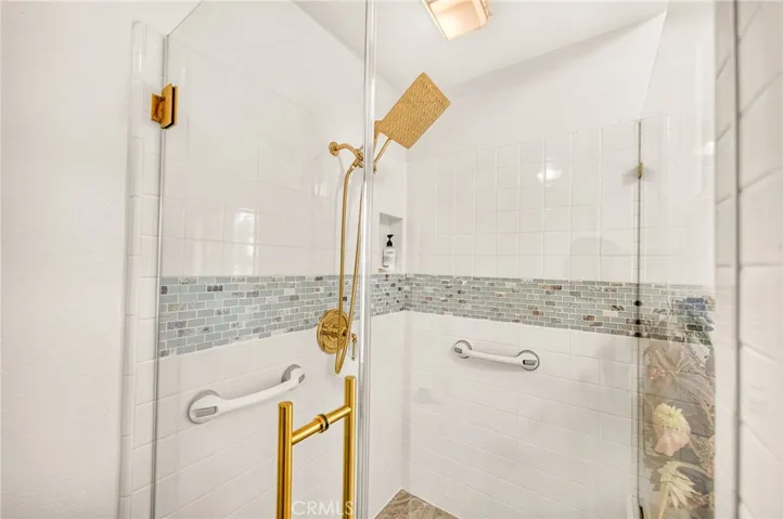 2481 Thistlewood Lane, Corona, California 92882