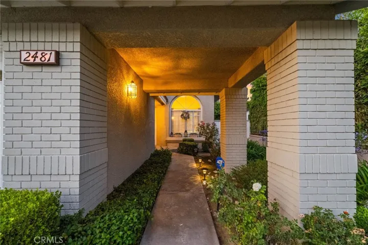 2481 Thistlewood Lane, Corona, California 92882