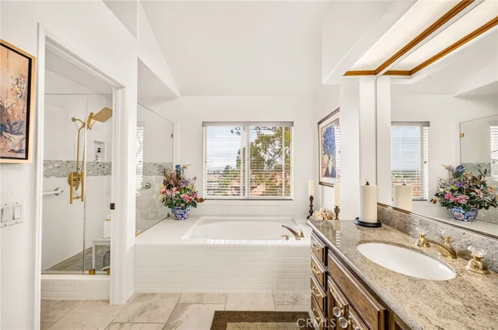 2481 Thistlewood Lane, Corona, California 92882