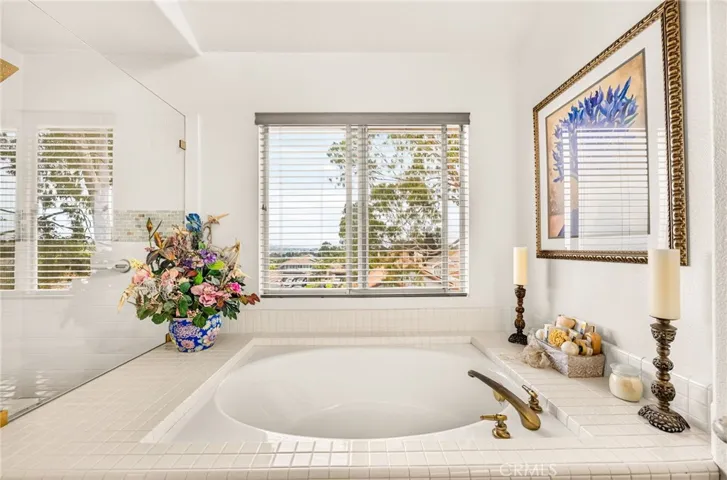 2481 Thistlewood Lane, Corona, California 92882