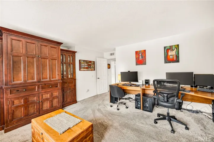 2481 Thistlewood Lane, Corona, California 92882