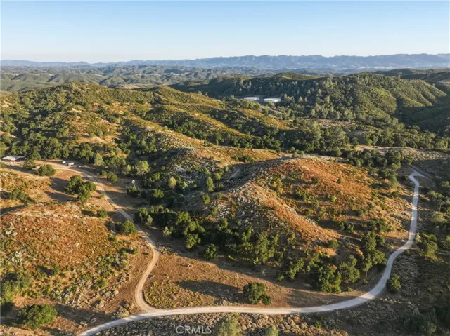 5885 Lion Ridge, Creston, California 93432