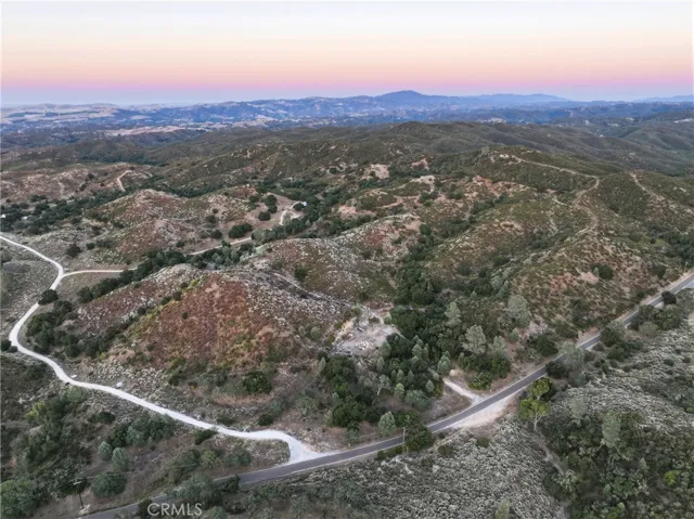 5885 Lion Ridge, Creston, California 93432