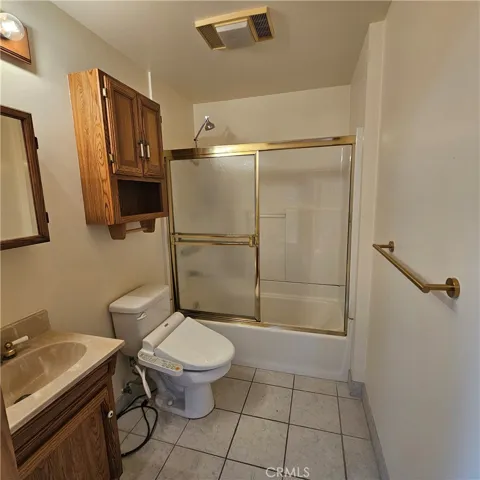 12627 Manor, Hawthorne, California 90250