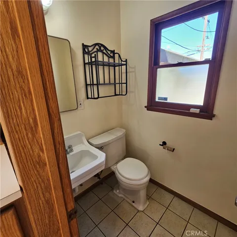 12627 Manor, Hawthorne, California 90250