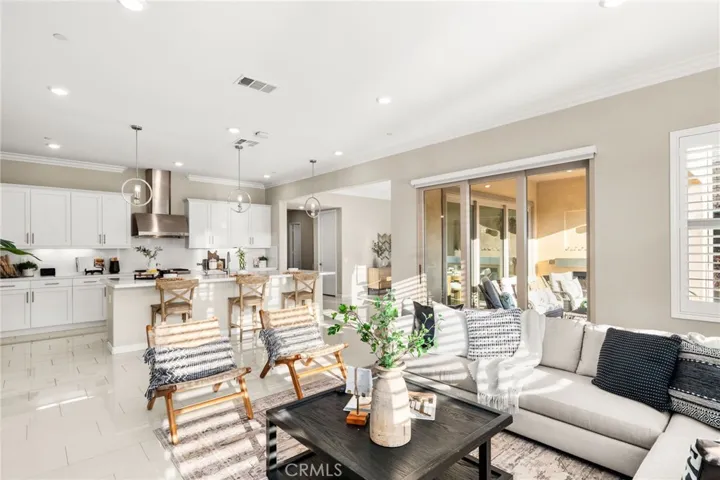 2413 Sierra Bella Drive, Corona, California 92882