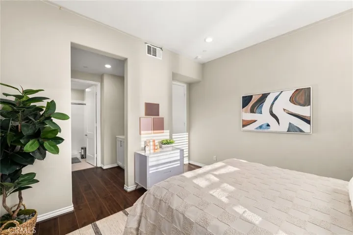 2413 Sierra Bella Drive, Corona, California 92882
