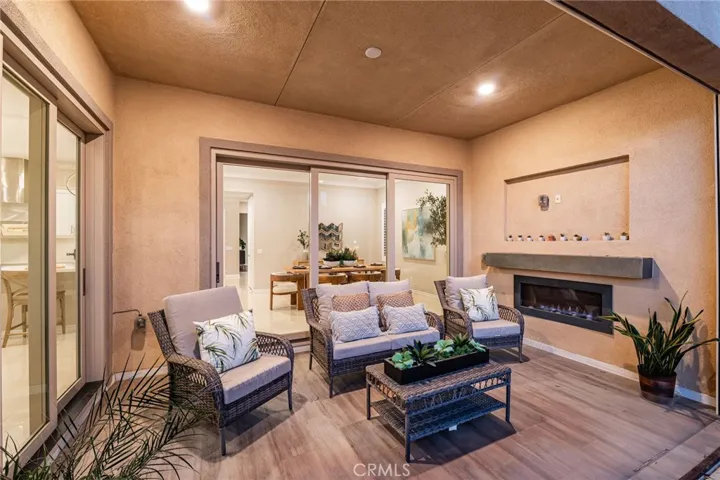 2413 Sierra Bella Drive, Corona, California 92882