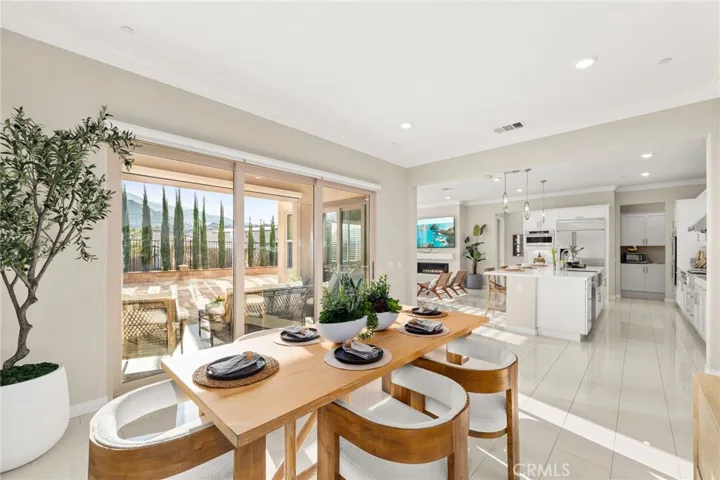 2413 Sierra Bella Drive, Corona, California 92882