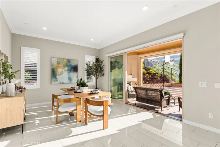2413 Sierra Bella Drive, Corona, California 92882