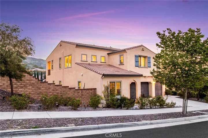 2413 Sierra Bella Drive, Corona, California 92882