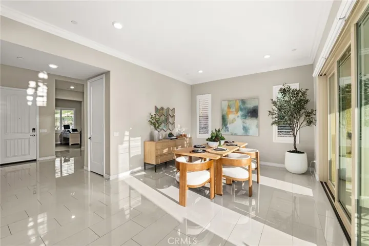 2413 Sierra Bella Drive, Corona, California 92882
