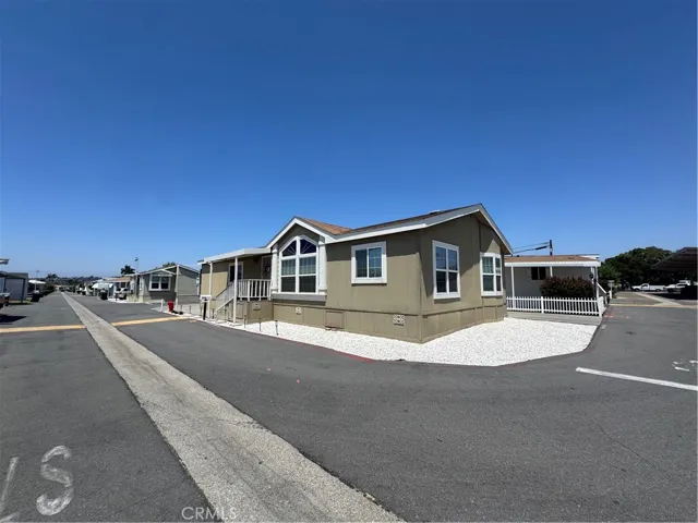 8 Spruce, Anaheim, California 92801