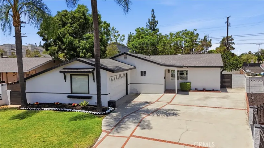 18543 E Gallarno, Covina, California 91722