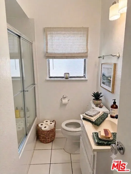 Virtual Image of Bathroom Virtual Image of Bathroom
