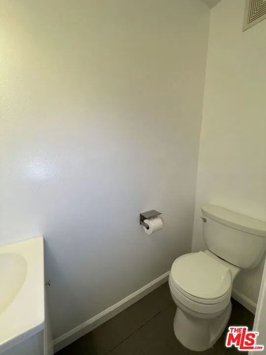 Powder Room Powder Room