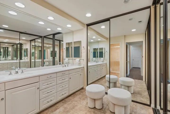 Primary Bath/Spa