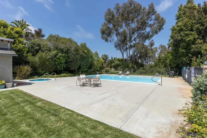 Swimming Pool/Hot Tub/Sauna